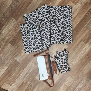 NWOT Leopard Print Travel Pouch Set with White Crossbody Wristlet